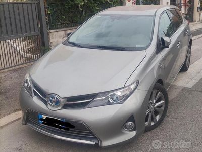 usata Toyota Auris - 2015