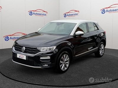 Usata VW T-Roc Advance 116 CV (85 kW) 2019 Nero SUV