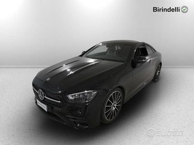 Usata Mercedes E220 Premium Plus 194 CV (142 kW) 2023 Nero Coupé