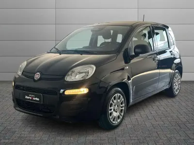 Usata Fiat Panda Cross Cross 69 CV (50 kW) 2025 Nero Utilitaria