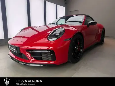 Usata Porsche 911 Carrera 4 Cabriolet 480 CV (353 kW) 2023 Rosso Cabrio