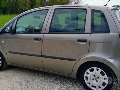 Usata Fiat Idea 77 CV (56 kW) 2009 Grigio Monovolume