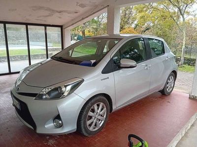 usata Toyota Yaris Hybrid 