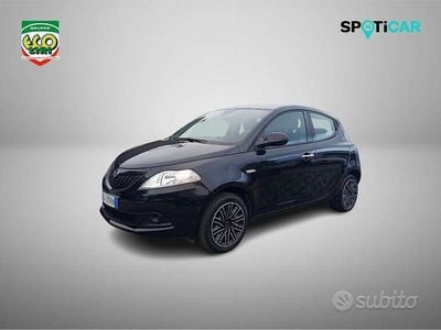 Usata Lancia Ypsilon Gold 69 CV (50 kW) 2024 Nero Utilitaria