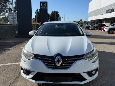 Usata Renault Mégane IV 130 CV (95 kW) 2016 Bianco Berlina