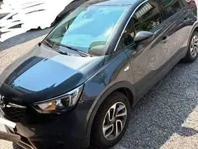 Usata Opel Crossland X Innovation 110 CV (80 kW) 2018 Grigio SUV