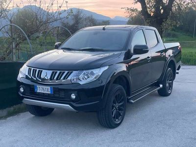 usata Mitsubishi L200 d.cab 2.4d Spartan Special Edition 4wd 181cv