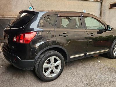 usata Nissan Qashqai 2.0 TDI 4x4