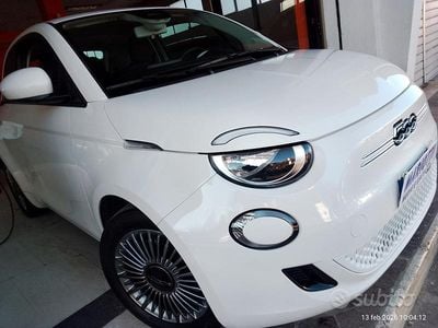 Usata Fiat 500e 86 kW (118 CV) 2023 Bianco Berlina