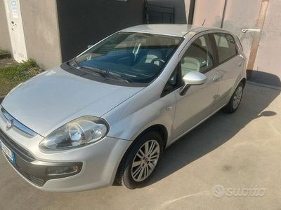 Usata Fiat Grande Punto S 75 CV (55 kW) 2011 Argento Utilitaria