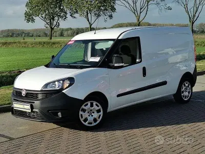 Usata Fiat Doblò Lounge 120 CV (88 kW) 2019 Bianco Monovolume