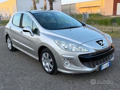Usata Peugeot 308 90 CV (66 kW) 2008 Grigio Berlina