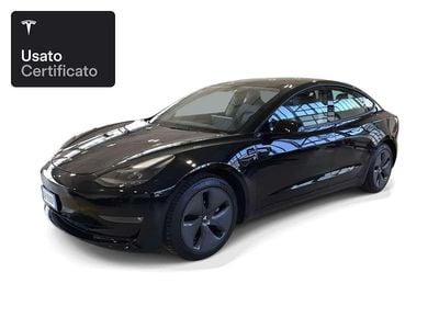 Usata Tesla Model 3 Long Range AWD 324 kW (441 CV) 2021 Solid black Berlina