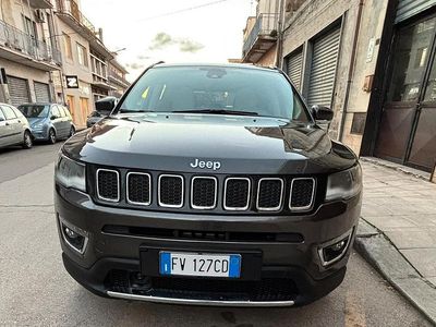 Usata Jeep Compass 120 CV (88 kW) 2019 Grigio SUV