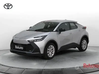 Nuova Toyota C-HR Active 98 CV (72 kW) 2025 Grigio SUV