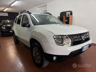 Usata Dacia Duster 109 CV (80 kW) 2017 Bianco SUV