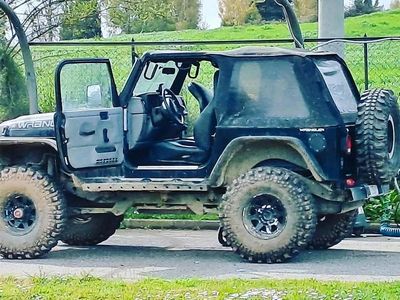 Usata Jeep Wrangler 184 CV (135 kW) 1988 Nero SUV