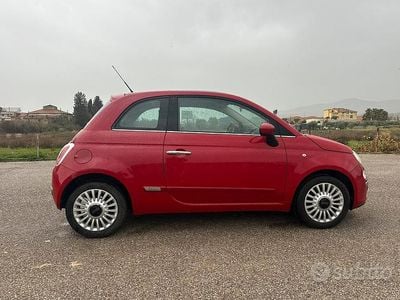 Usata Fiat 500 Lounge 69 CV (50 kW) 2011 Rosso Utilitaria