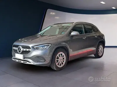 Begagnad Mercedes GLA180 Business 116 HK (85 kW) 2022 SUV