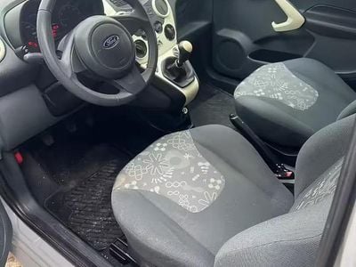 Usata Ford Ka 69 CV (50 kW) 2015 Berlina