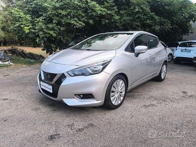 Usata Nissan Micra Acenta 90 CV (66 kW) 2018 Argento Utilitaria