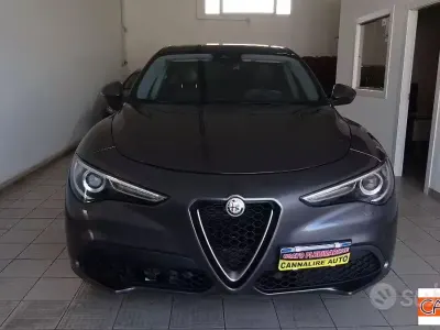 Usata Alfa Romeo Stelvio 211 CV (155 kW) 2018 Grigio SUV