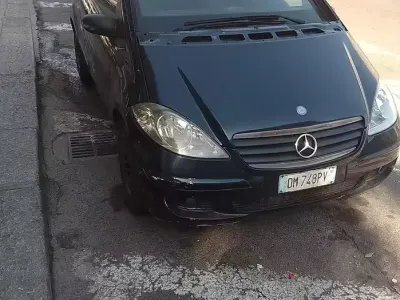 Usata Mercedes A200 109 CV (80 kW) 2008 Bluazzurro Berlina