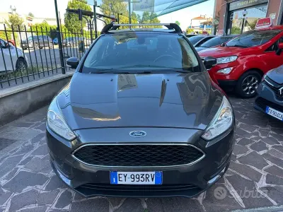 Usata Ford Focus 120 CV (88 kW) 2015 Grigio Station wagon