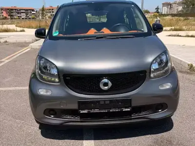Usata Smart ForFour Passion 71 CV (52 kW) 2016 Grigio Utilitaria