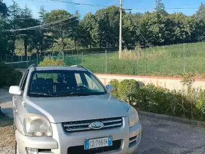 Usata Kia Sportage 141 CV (103 kW) 2006 Grigio SUV