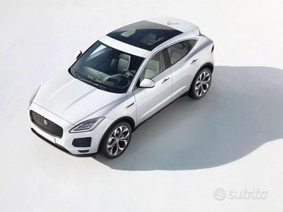Begagnad Jaguar E-Pace R-Dynamic 163 HK (119 kW) 2022 Vit SUV