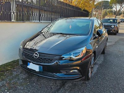 Nero Usata 2016 Opel Astra Innovation Berlina | 9250 € (Buon prezzo)