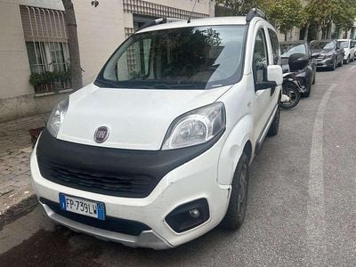 Usata Fiat Qubo Trekking 95 CV (69 kW) 2018 Bianco Monovolume