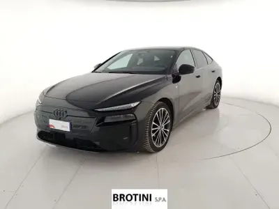 Usata Audi e-tron Sportback S-Line 314 kW (428 CV) 2025 Nero mythos metallizzato SUV
