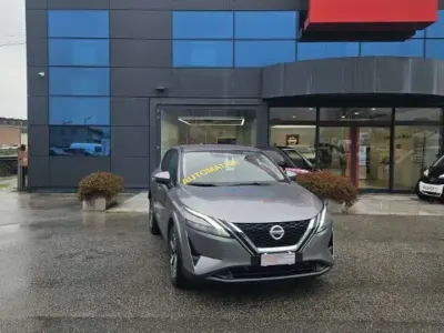 Usata Nissan Qashqai N-Connecta 158 CV (116 kW) 2021 Grigio SUV