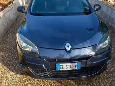Usata Renault Mégane GrandTour 90 CV (66 kW) 2011 Grigio Station wagon