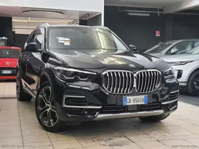Usata BMW X5 xLine 286 CV (210 kW) 2022 Nero SUV