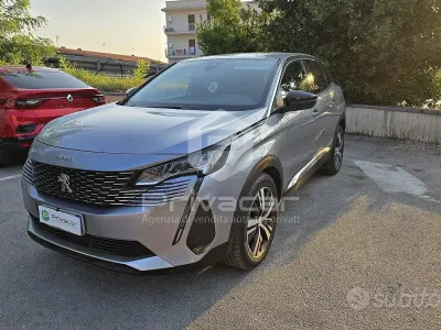 Usata Peugeot 3008 Allure 131 CV (96 kW) 2022 Grigio SUV