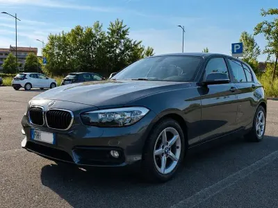 Usata BMW 116 109 CV (80 kW) 2017 Grigio Utilitaria