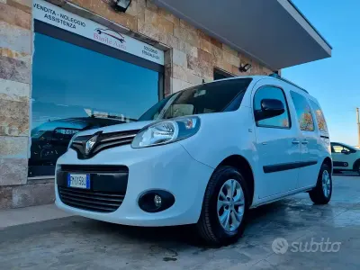 Usata Renault Kangoo LIMITED 110 CV (80 kW) 2018 Bianco Monovolume