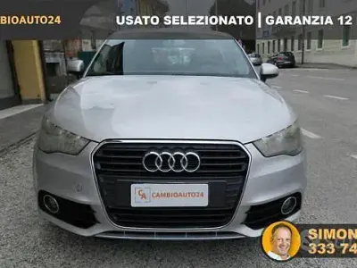 Occasion Audi A1 Attraction 90 PK (66 kW) 2011 Zilver Hatchback