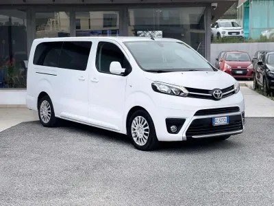 Usata Toyota Proace 150 CV (110 kW) 2020 Bianco Monovolume
