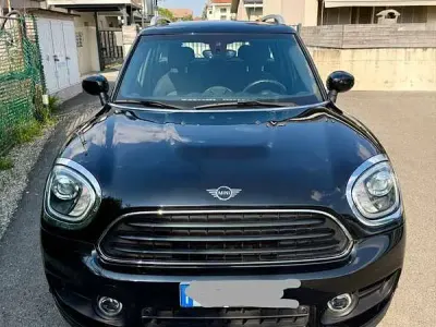 Usata Mini Cooper D Countryman Business 150 CV (110 kW) 2020 Nero SUV
