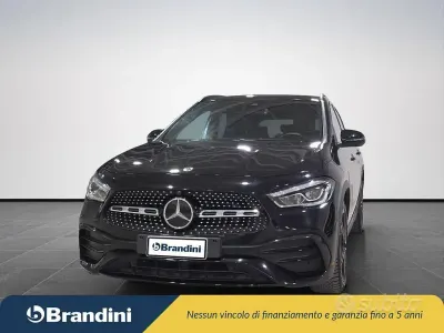 Usata Mercedes GLA200 Premium 150 CV (110 kW) 2023 Nero SUV