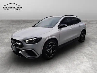 Usata Mercedes GLA200 Advanced Plus 150 CV (110 kW) 2023 Argento SUV