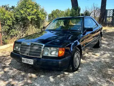 Usata Mercedes 200 118 CV (86 kW) 1992 Bluazzurro Coupé