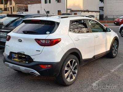 Usata Kia Stonic 2017 Bianco SUV