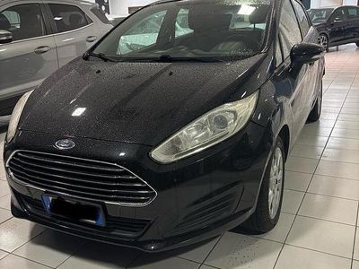 Usata Ford Fiesta Titanium 75 CV (55 kW) 2014 Nero Utilitaria
