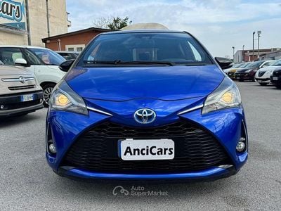 Usata Toyota Yaris Hybrid Edition 101 CV (74 kW) 2018 Blu/azzurro Utilitaria