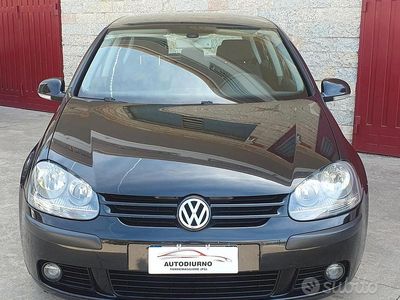 Usata VW Golf IV Sportline 105 CV (77 kW) 2005 Nero Berlina